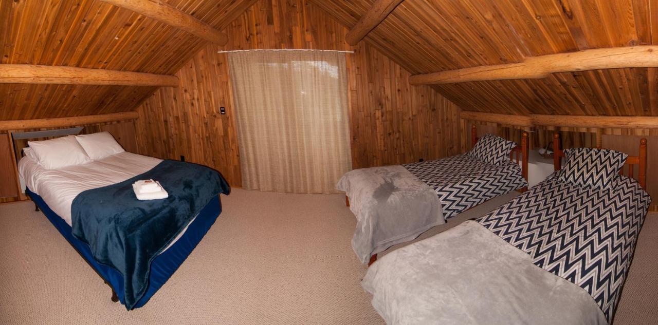 Ruth Lake Lodge Resort Forest Grove Esterno foto