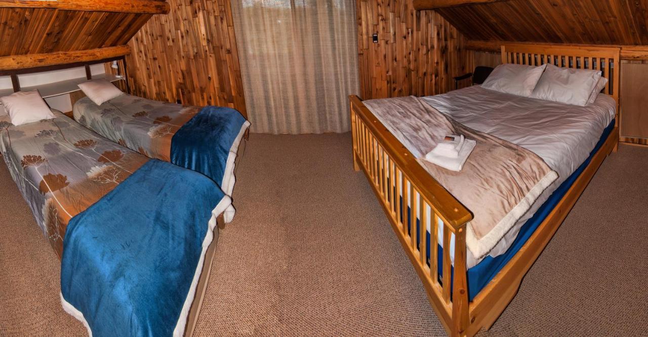 Ruth Lake Lodge Resort Forest Grove Esterno foto